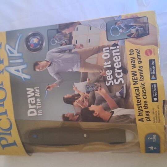 Pictionary Air game (used)